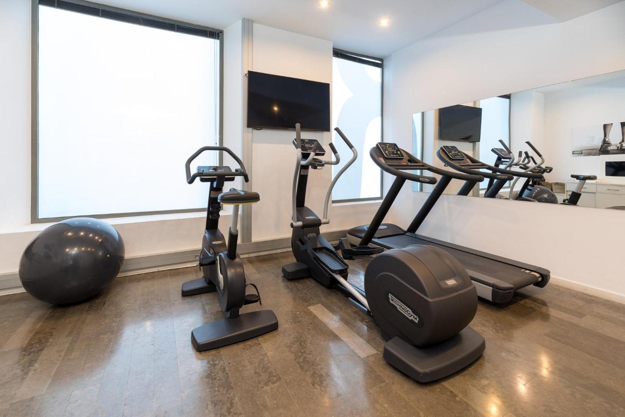 Sercotel Amister Art Hotel Barcelona Bagian luar foto